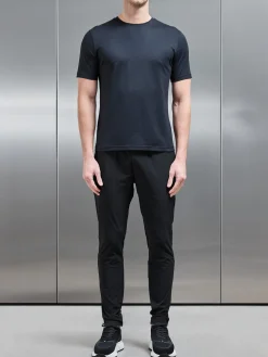 Active Essential T-Shirt - Black