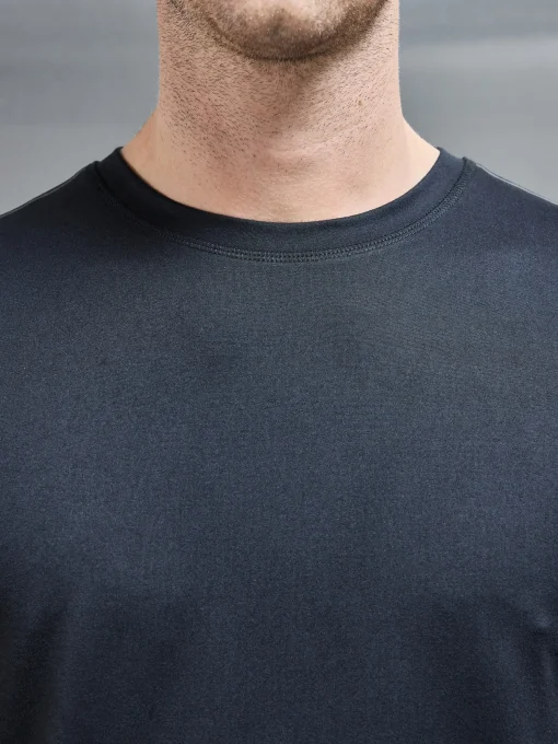 Active Essential T-Shirt - Black