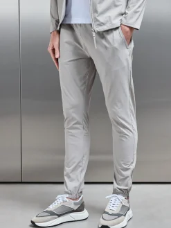 Active Technical Cuffed Trackpant - Stone
