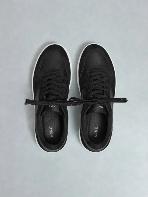 Arena Trainer - Black