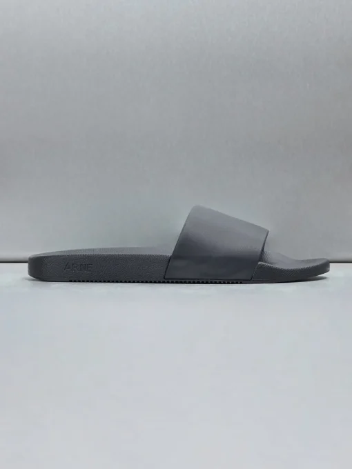 Essential slides - Black