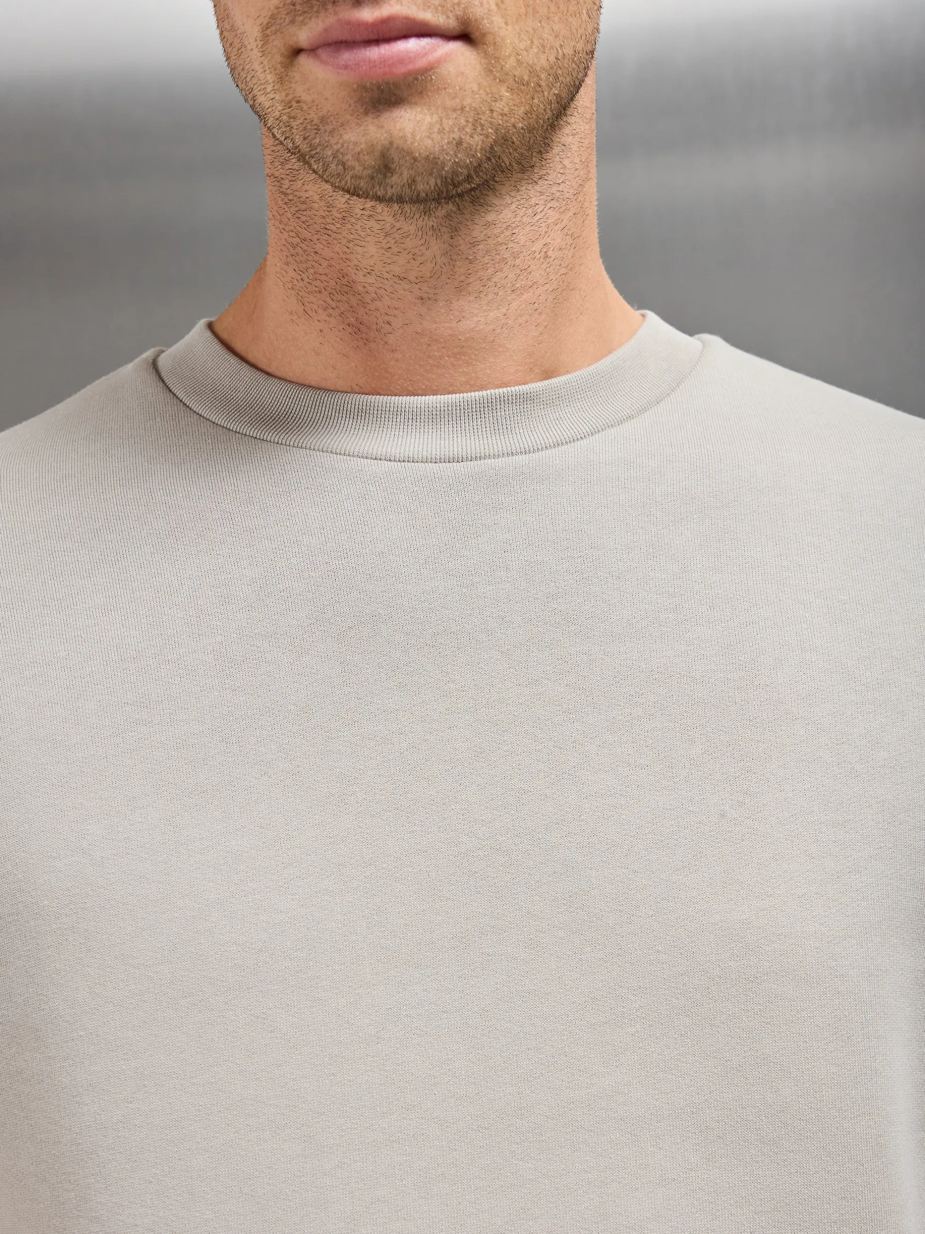 Essential Sweatshirt - Stone