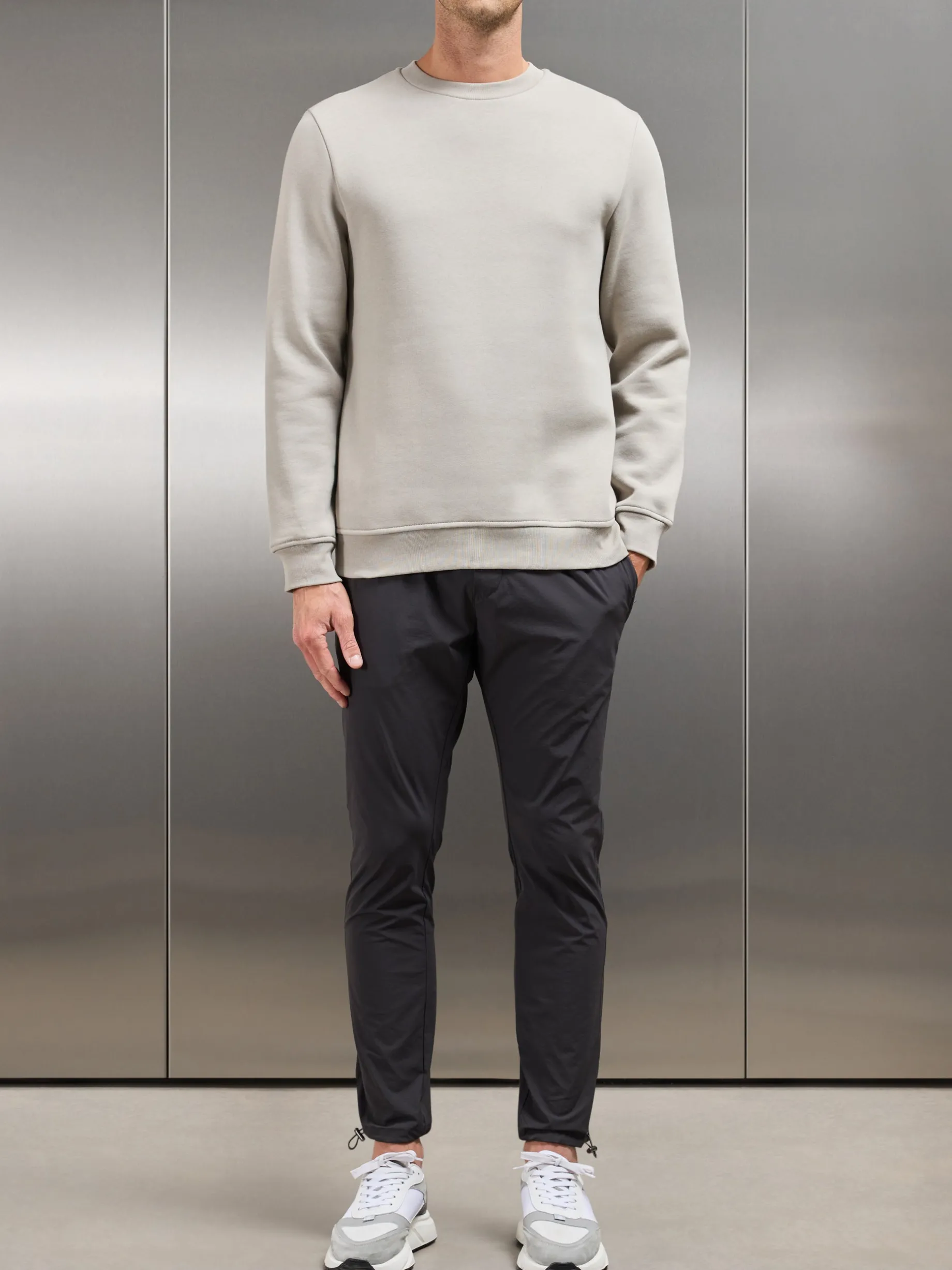 Essential Sweatshirt - Stone