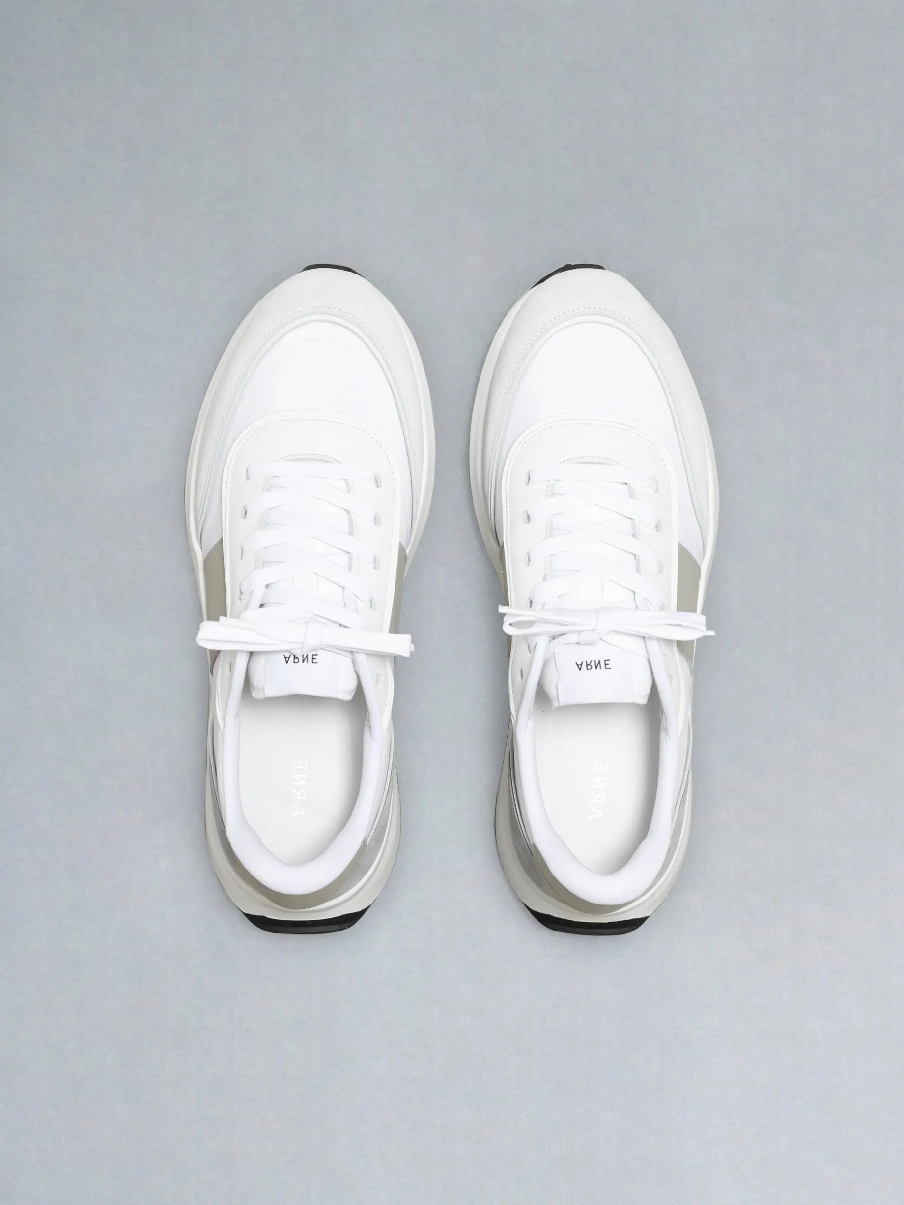 Low Runner 2.0 - White Sage