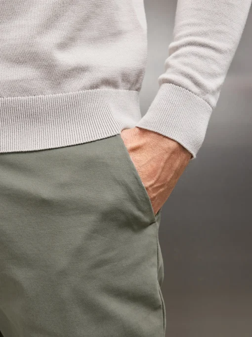 Relaxed Fit Chino Trouser - Olive