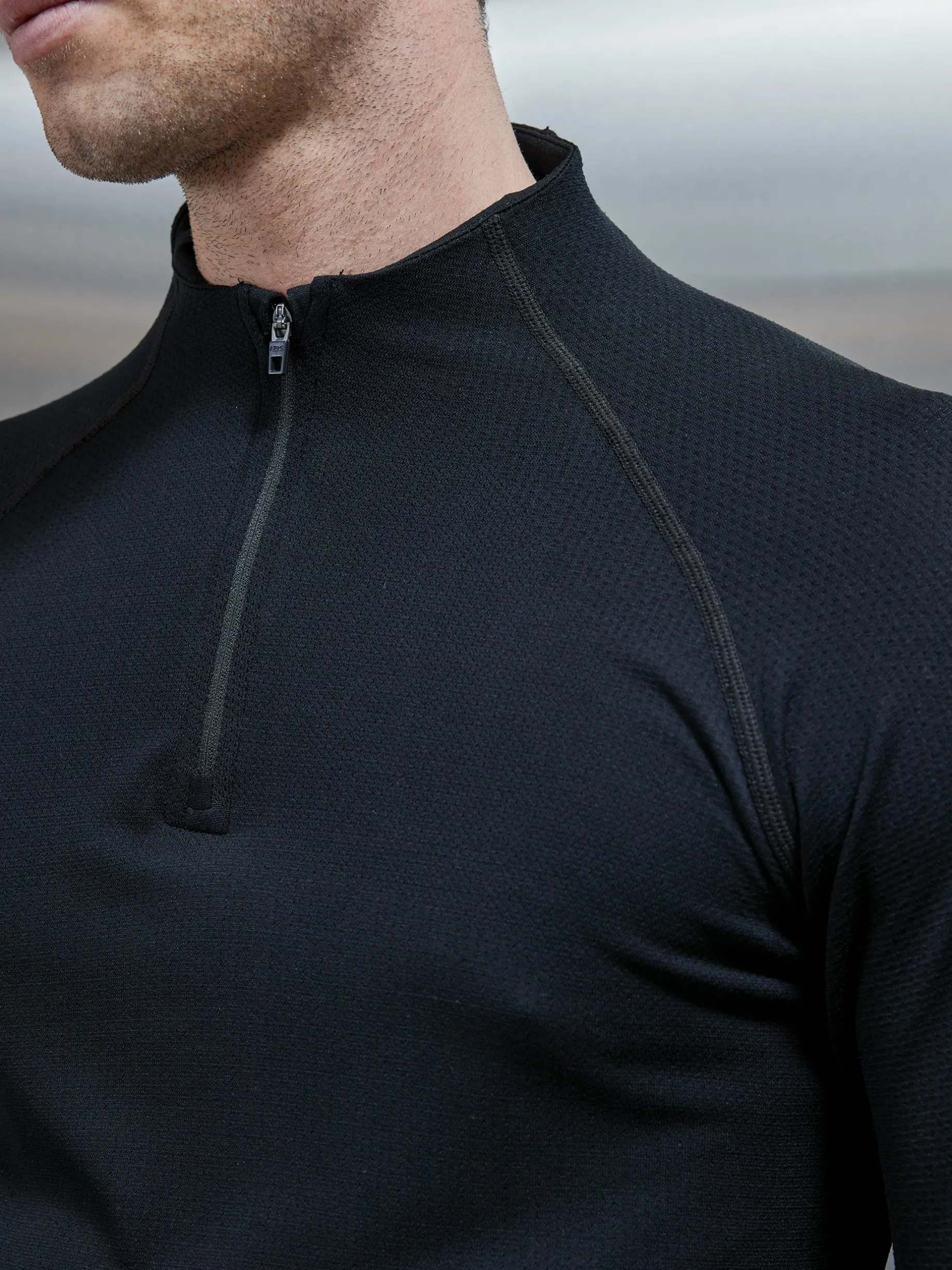 Seamless Performance Quarter Zip - Black