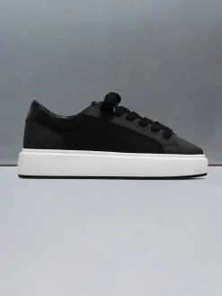 Studio Trainer - Black