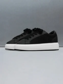 Studio Trainer - Black