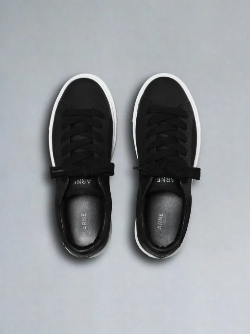 Studio Trainer - Black