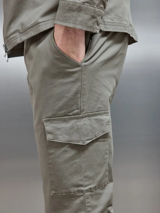 Tailored Cotton Cargo Pant - Olive