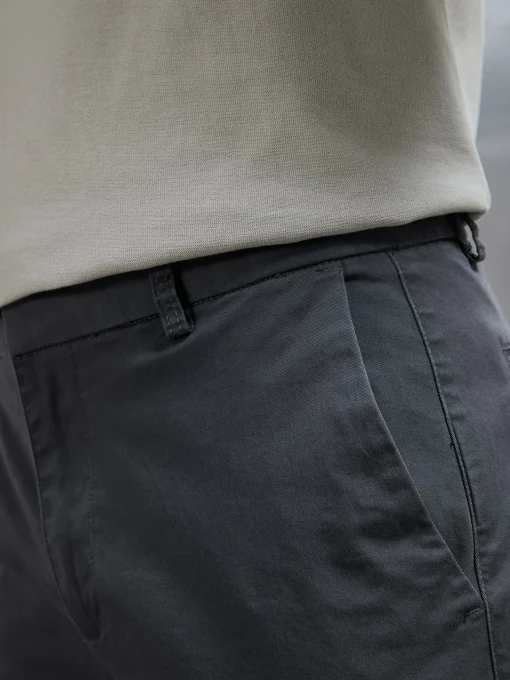 Tailored Cotton Cargo Short - Grey
