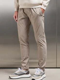 Utility Trackpant - Taupe
