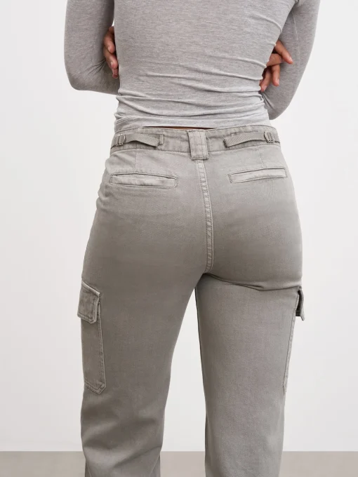 Womens Mid Rise Cargo Pant - Grey