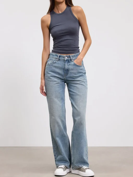 Womens Mid Rise Straight Denim Jean - Mid Blue