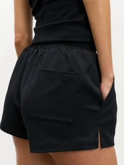 Womens Pull On Short - Black