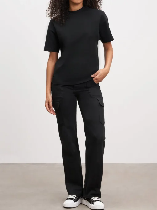 Womens Relaxed T-Shirt - Black